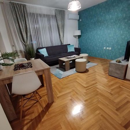 Max Appartement Banja Luka Buitenkant foto