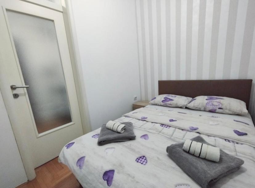 Max Appartement Banja Luka Buitenkant foto