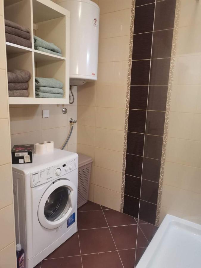 Max Appartement Banja Luka Buitenkant foto